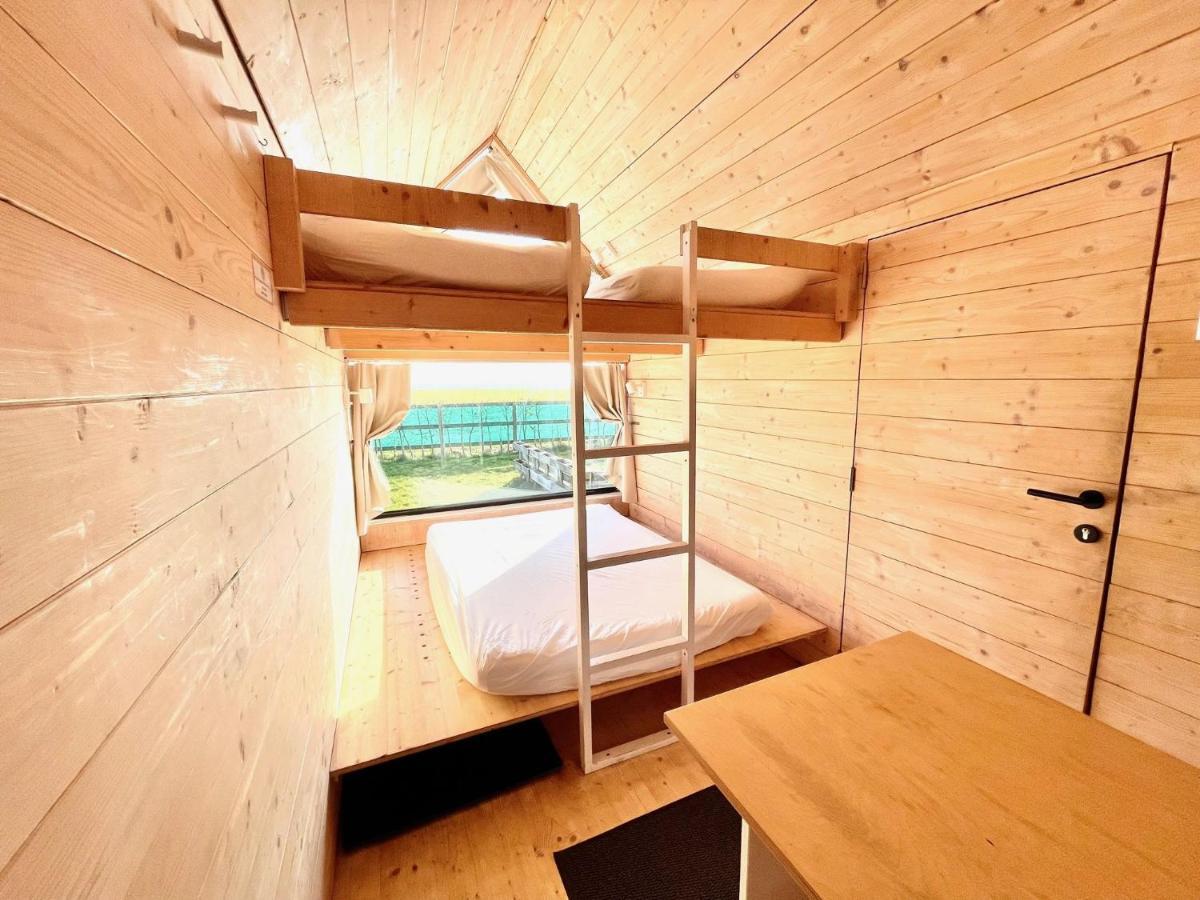 Lushna 8 Petite At Lee Wick Farm Cottages And Glamping Clacton-on-Sea Buitenkant foto